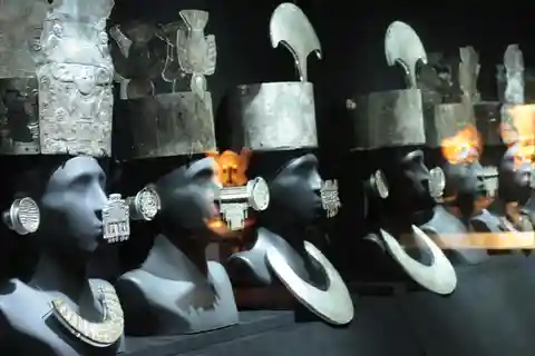 Lima: Excursão de meio dia à cidade de Lima e ao Museu Larco