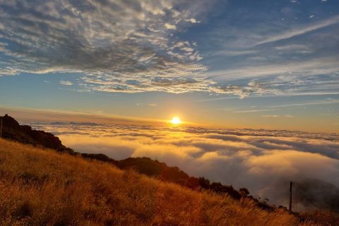 Do Funchal: Nascer do Sol no Pico do Arieiro com Pequeno-almoço