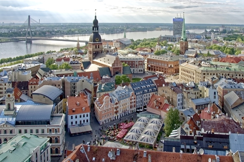 De Riga: transfert privé à Tallinn avec visiteVoiture privée