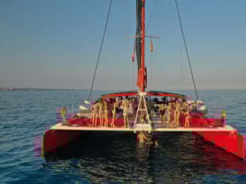Cambrils: Catamaran Day Cruise with BBQ and Drinks