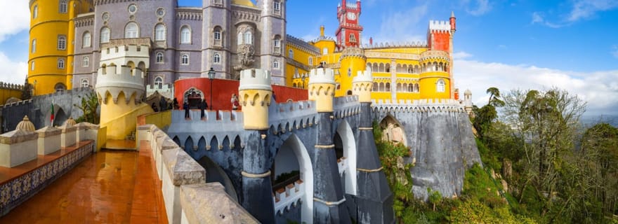 Depuis Lisbonne : Sintra Visite privée d'une demi-journée en voiture haut de gamme