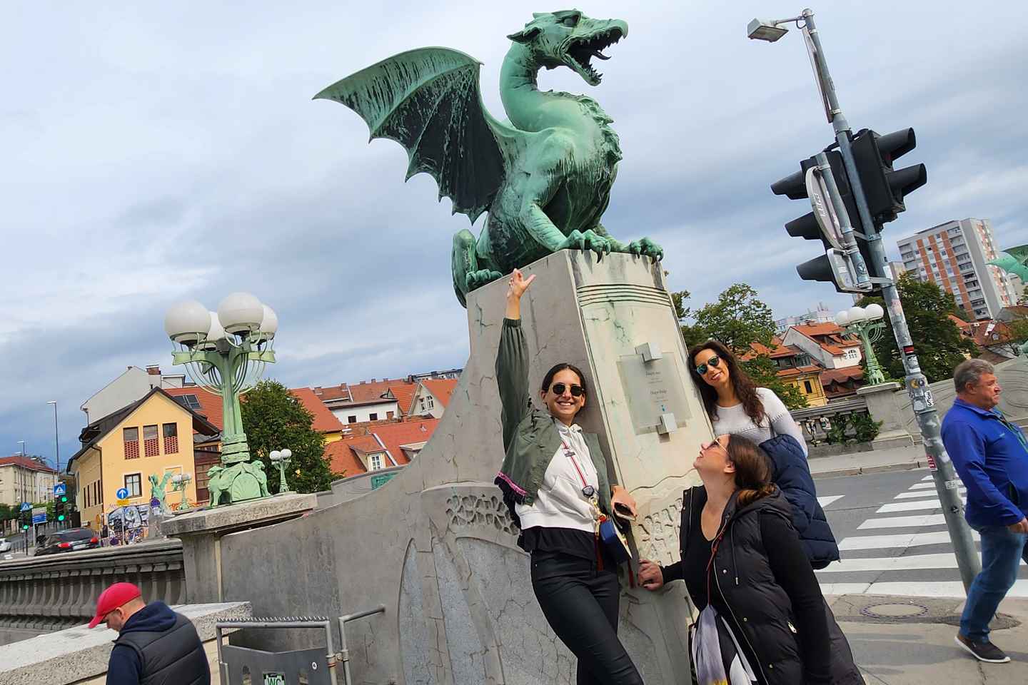 萨格勒布出发：迷你巴士畅游卢布尔雅那与布莱德湖