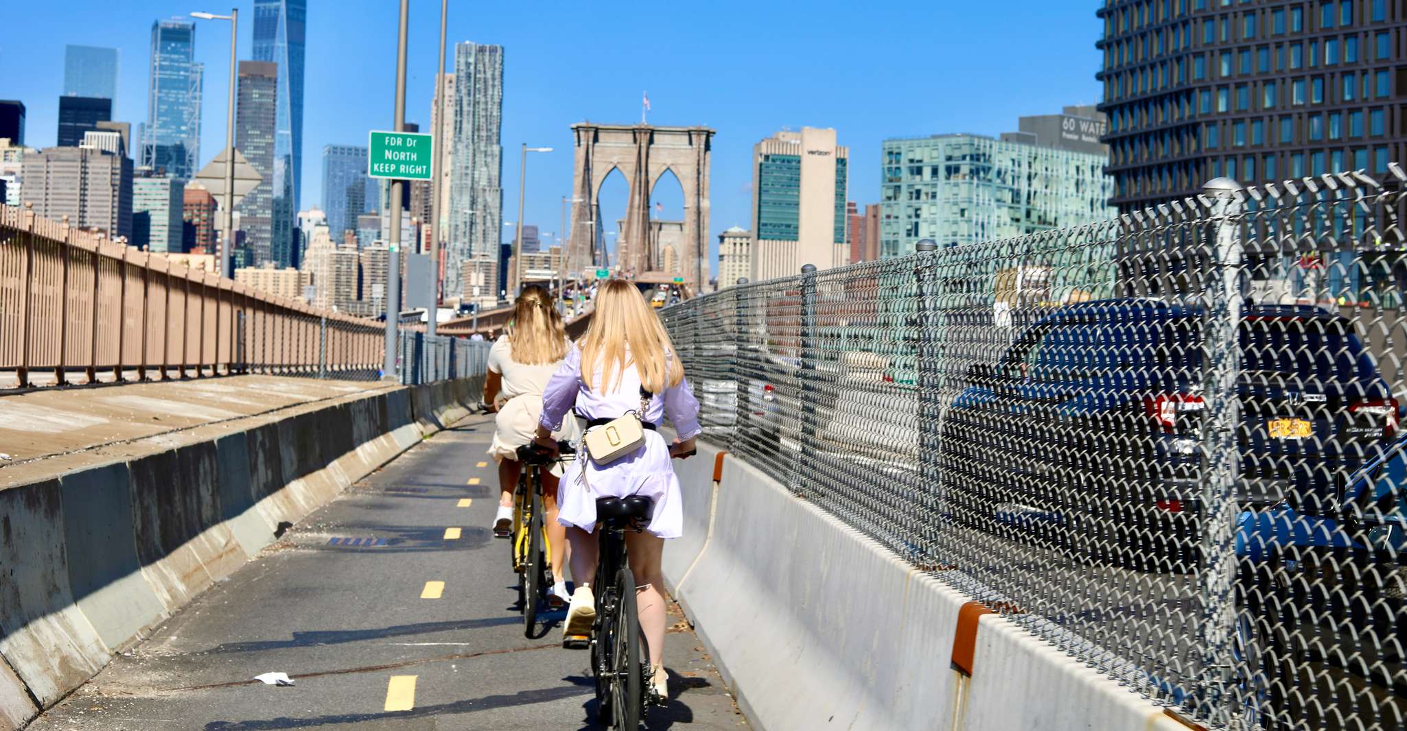 Excursão de bicicleta em Brooklyn Bridge de 2 horas saindo de Manhattan - Hizvo