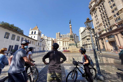 Cykeltur i São Paulos historiska stadskärnaSão Paulos historiska centrum: Den ultimata urbana cykelturen