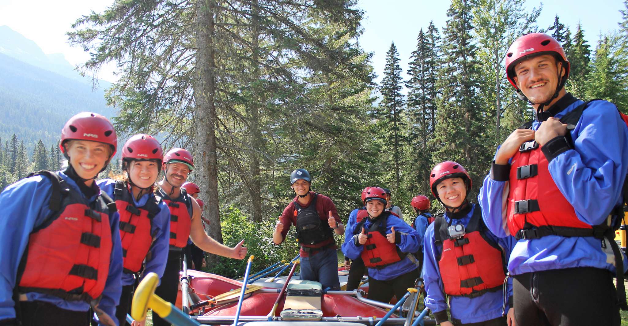 Rafting del río Fraser de 5 horas en el Parque Nacional Jasper - Hizvo