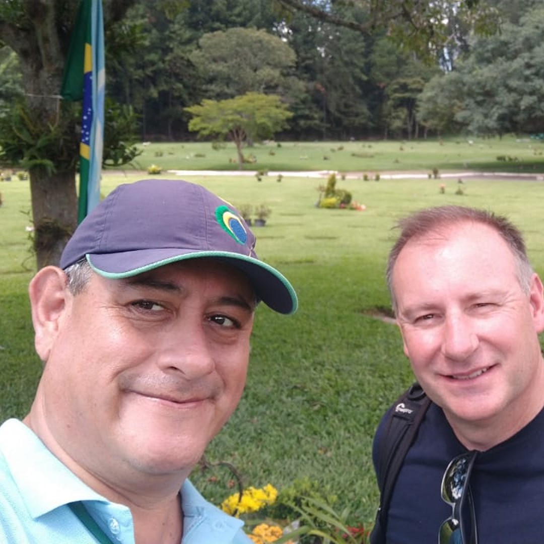 Colagem de mídia