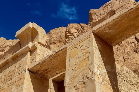 Van Dahab: Luxor per vliegtuig begeleide dagtour met lunch