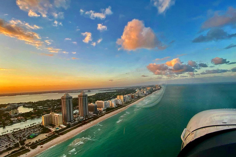 Fort Lauderdale: tour en avión con champán para dos