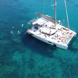 Rhodes: Premium Catamaran Day Cruise with Lunch & Drinks