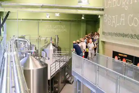 Viagem ao centro da fábrica de cerveja Baladin em Piozzo(CN)