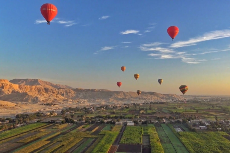 Assouan : Excursion d'une journée à Louxor avec le lever du soleil en montgolfière et la felouque