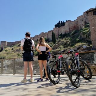 Tour en bicicleta eléctrica de 2 horas en Málaga