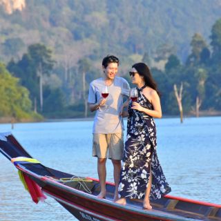 Khao Lak/Khlong Sok: Cheow Lan Lake Sunset Cruise w/ Drinks