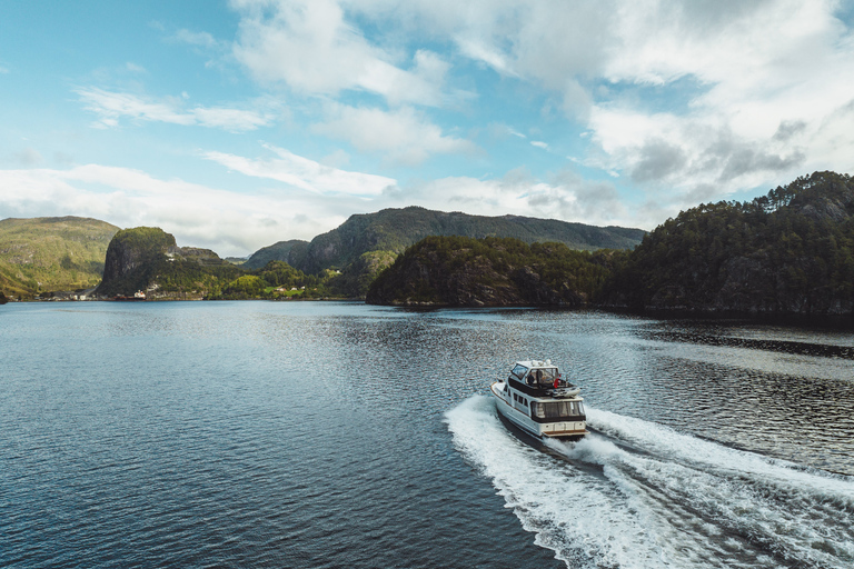 From Bergen: Private Mostraumen Fjord Cruise
