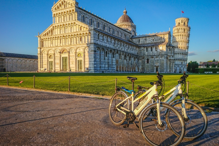 Pisa: Selbstgeführte Tour mit dem E-Bike zum TurmPisa: Selbstgeführte E-Bike Tour