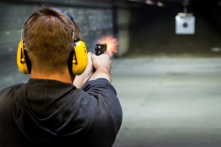 Varsovia: experiencia de tiro con arco con Kalashnikov