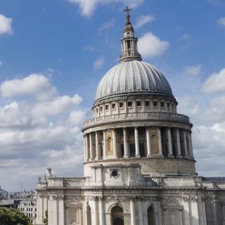 London: Guided Religion and History City Walking Tour