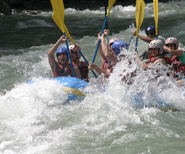 From San José: Pacuare River White Water Rafting Day Trip