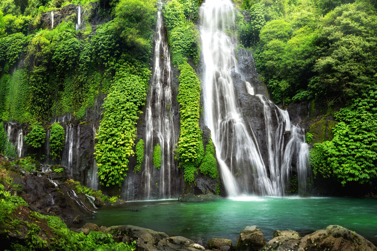 Bali: Munduk Waterfalls Trek, Twin Lakes and Temple TourTour with Transfer from Munduk Area