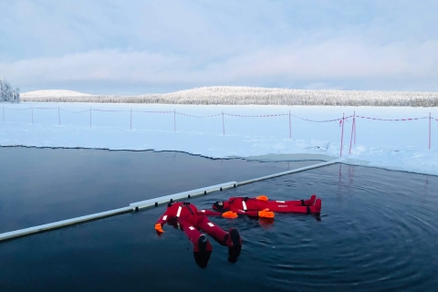 Laponie : randonnée, pêche sur glace, aventure sur neige flottante et barbecue