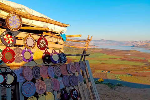 Au départ de Fès : Chefchaouen Excursion d&#039;une journée avec chauffeur pour un groupe de 8 personnes