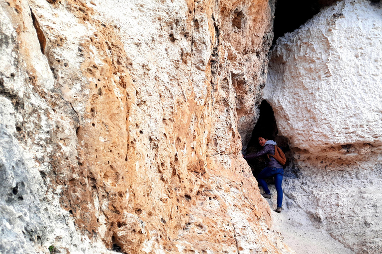 Gozo Unveiled Hiking: A Guided Hike Tour in Gozo- South East