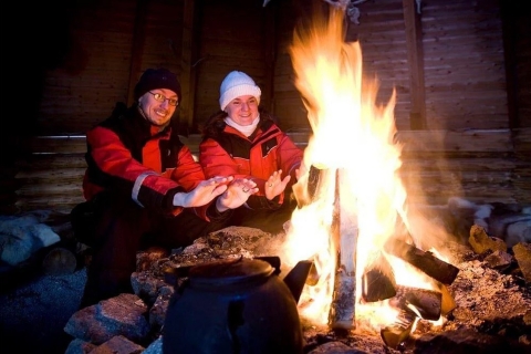 Aurores boréales et barbecue traditionnel lapin à Rovaniemi