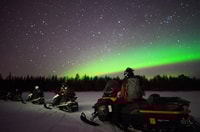 Rovaniemi, Caza de motos de nieve a las luces del norte - Housity