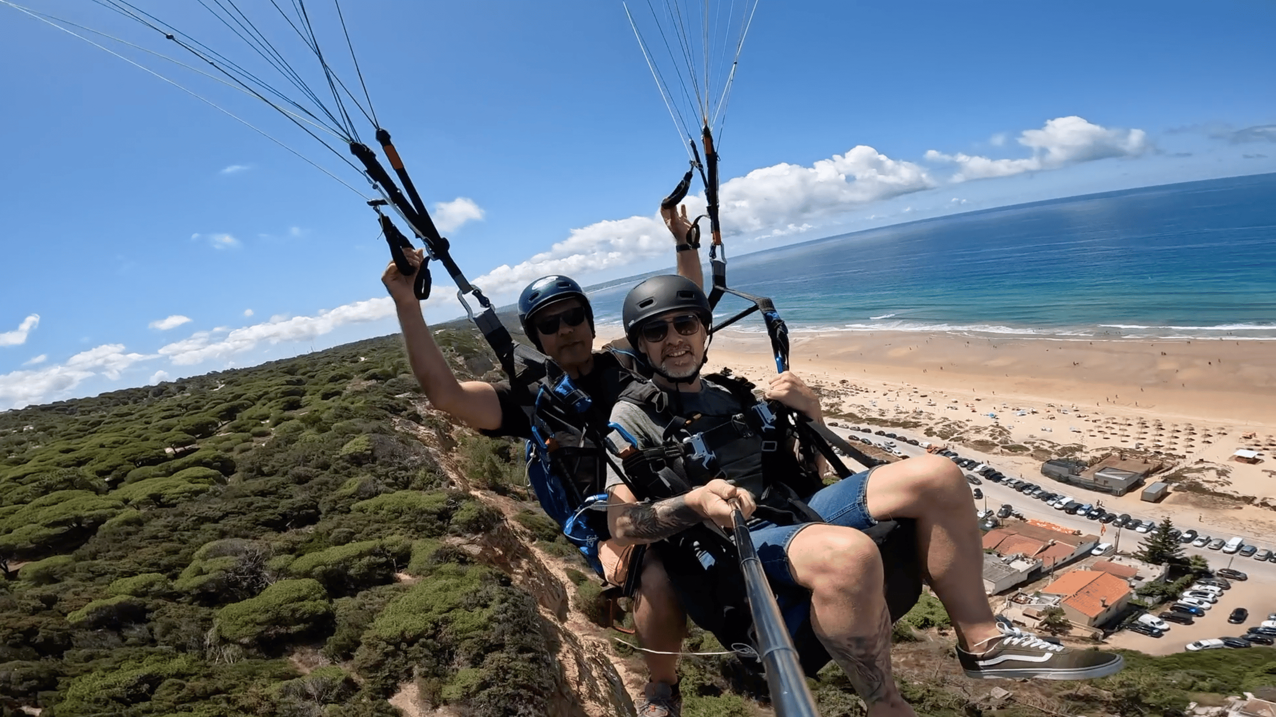 Ab Lissabon: Gleitschirm-Tandemflug