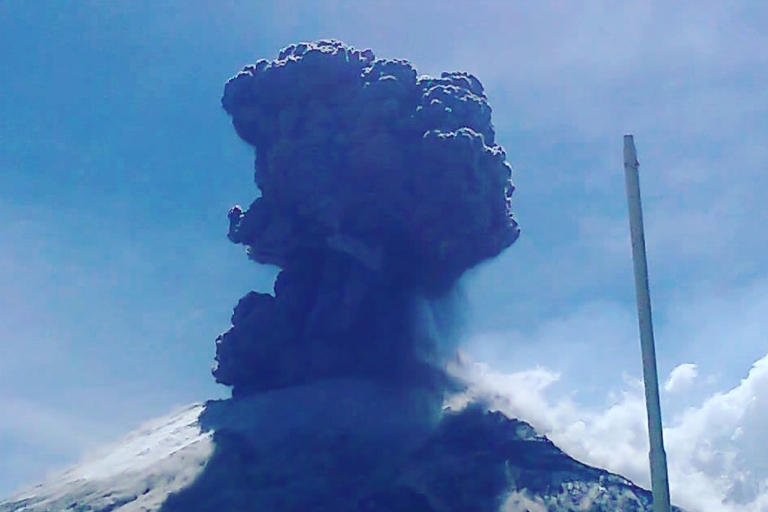 Desde México DF: senderismo de día completo por un volcánTour privado