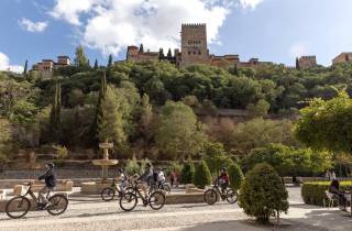 Granada: Albaicin und Sacromonte Elektrofahrradtour