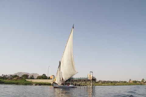 Marsa Alam: privétour van 2 dagen in Luxor en Aswan in een 5-sterrenhotelMarsa Alam: tweedaagse tour langs hoogtepunten van Luxor en Aswan