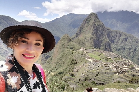 Au départ de Cusco : Voyage de 2 jours à Maras et Moray avec Machu PicchuVistadome Train & Hotel Superior