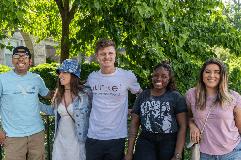 Charleston Unchained: Patriots and Pirates Walking Tour Charleston: Patriots, Pirates, and History Walking Tour