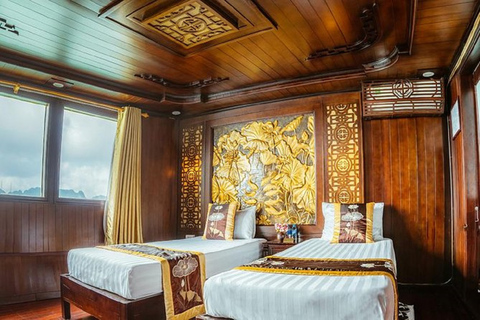 Vanuit Hanoi: cruise van 3 dagen en 2 nachten Verblijf in Bai Tu Long BayStandaard Optie