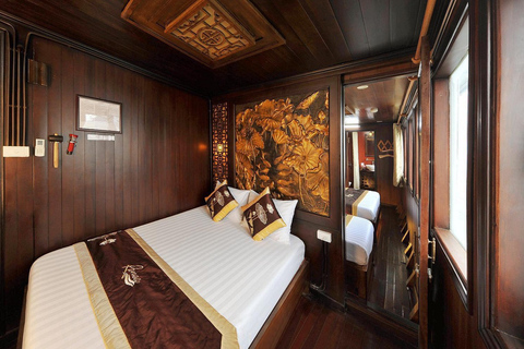 From Hanoi: 3-Day and 2-Night Cruise Stay at Bai Tu Long Bay Standard Option