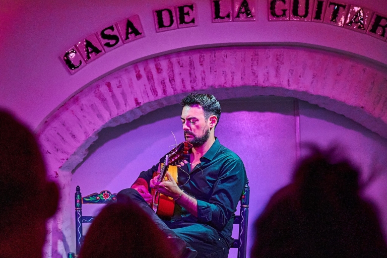 Sevilla: Ticket für die Flamenco-Show im La Casa de la Guitarra