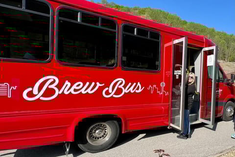 Sevierville: Tour to 3 Pigeon Forge Wineries with Tastings