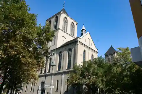 Colonia: Recorrido a pie por Kuniberts-Viertel y Eigelstein