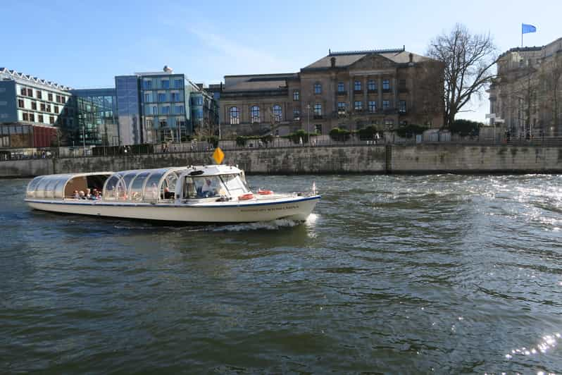 Berlin Croisière touristique sur la Spree en E Boat avec audioguide