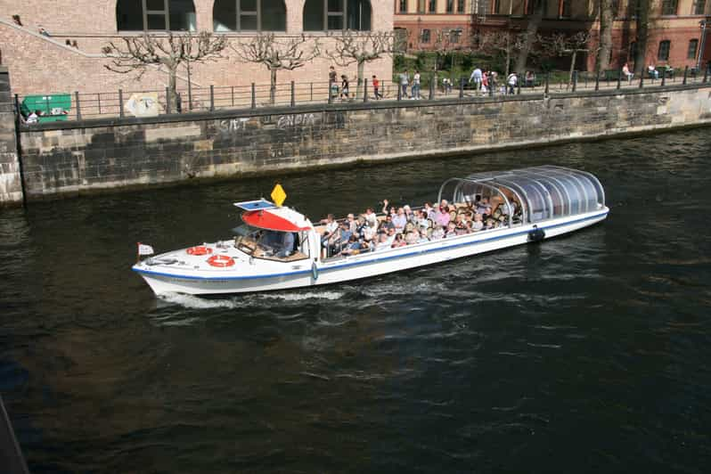 Berlín: Crucero de chrillera de turismo panorámico con guía de audio