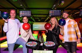 Aloha Amsterdam: 1-stündiges LED-Bowling-Erlebnis