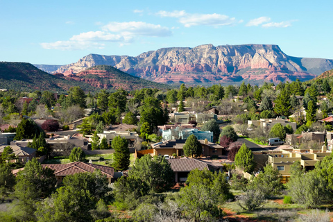 Private Sedona Driving Tour – Scenic Red Rock Landmarks