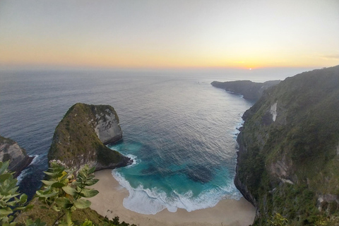 Nusa Penida : Visite guidée d&#039;une journée avec un chauffeur local comme guide