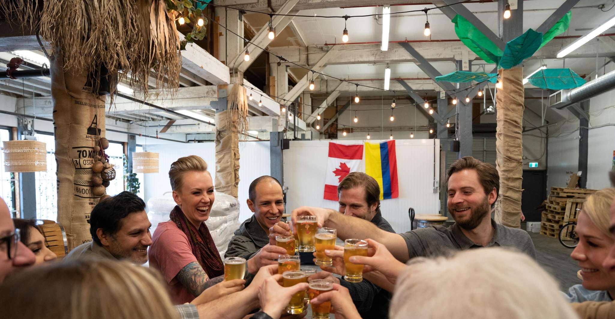 Vancouver, Street Art & Craft Beer Walking Tour with Tasting - Hizvo