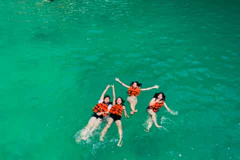Phuket: Maya, Phi Phi, and Bamboo Island with Buffet Lunch