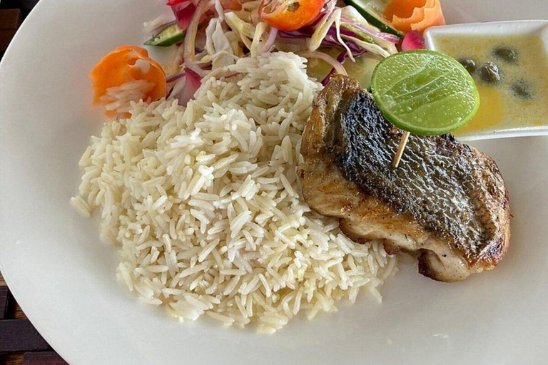 Zanzibar: Dining Experience at The Rock Restaurant Zanzibar: The Rock Restaurant & relax at beach