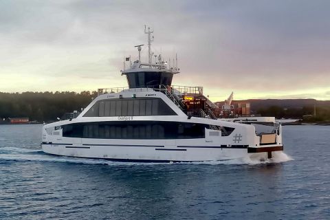 Oslo : Croisière touristique dans le fjord d'Oslo en bateau électrique