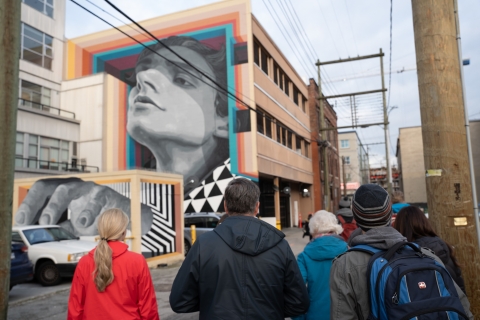 Vancouver: Recorrido a pie por el Arte Callejero y el Café Artesanal con Degustación
