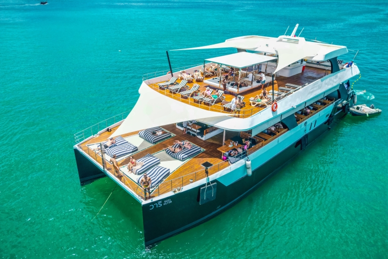 Phuket: crucero al atardecer de lujo en la isla de James BondOpción de recogida en los hoteles de Phuket